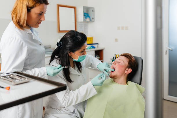 Best Emergency Dental Extractions in Brighton, AL